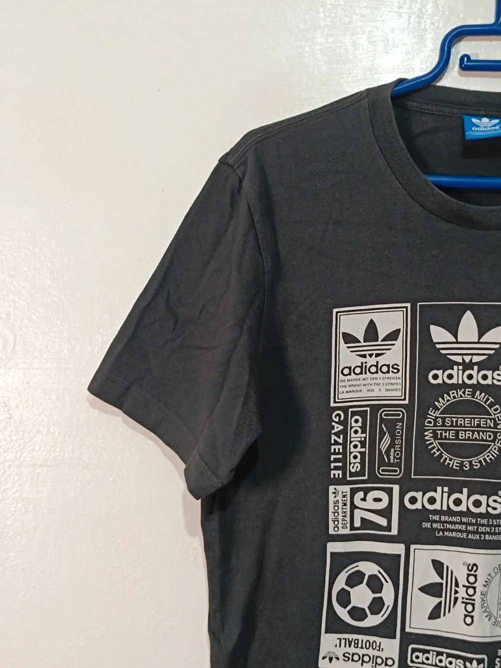 Camiseta Adidas Originals Multi logo Vintage Gráfica Talla S, foto 2