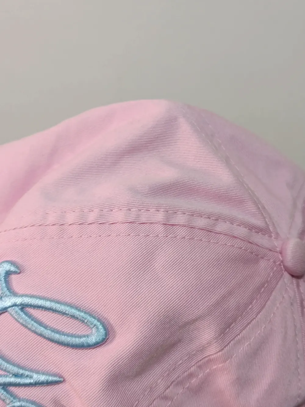 Gorra GANT rosa | Logo bordado azul | One Size ajustable | 100% algodón, foto 4