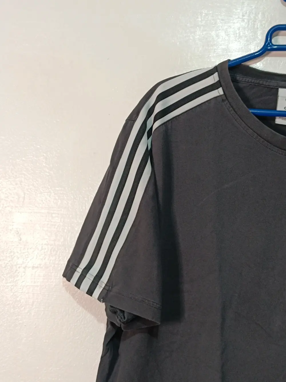 Camiseta adidas Originals | camiseta 3 rayas trefoil | negro faded | talla XL, foto 3