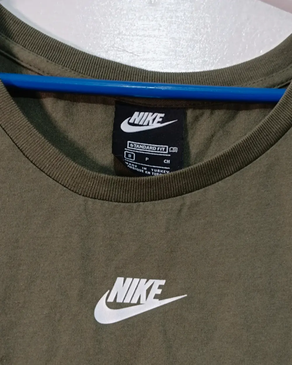 Camiseta Nike Sportswear | camiseta tape logo I verde kaki | talla S | nueva con etiquetas, foto 2