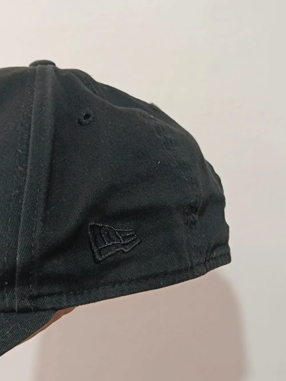 Gorra new era 9twenty new york knicks black on black nba, foto 4