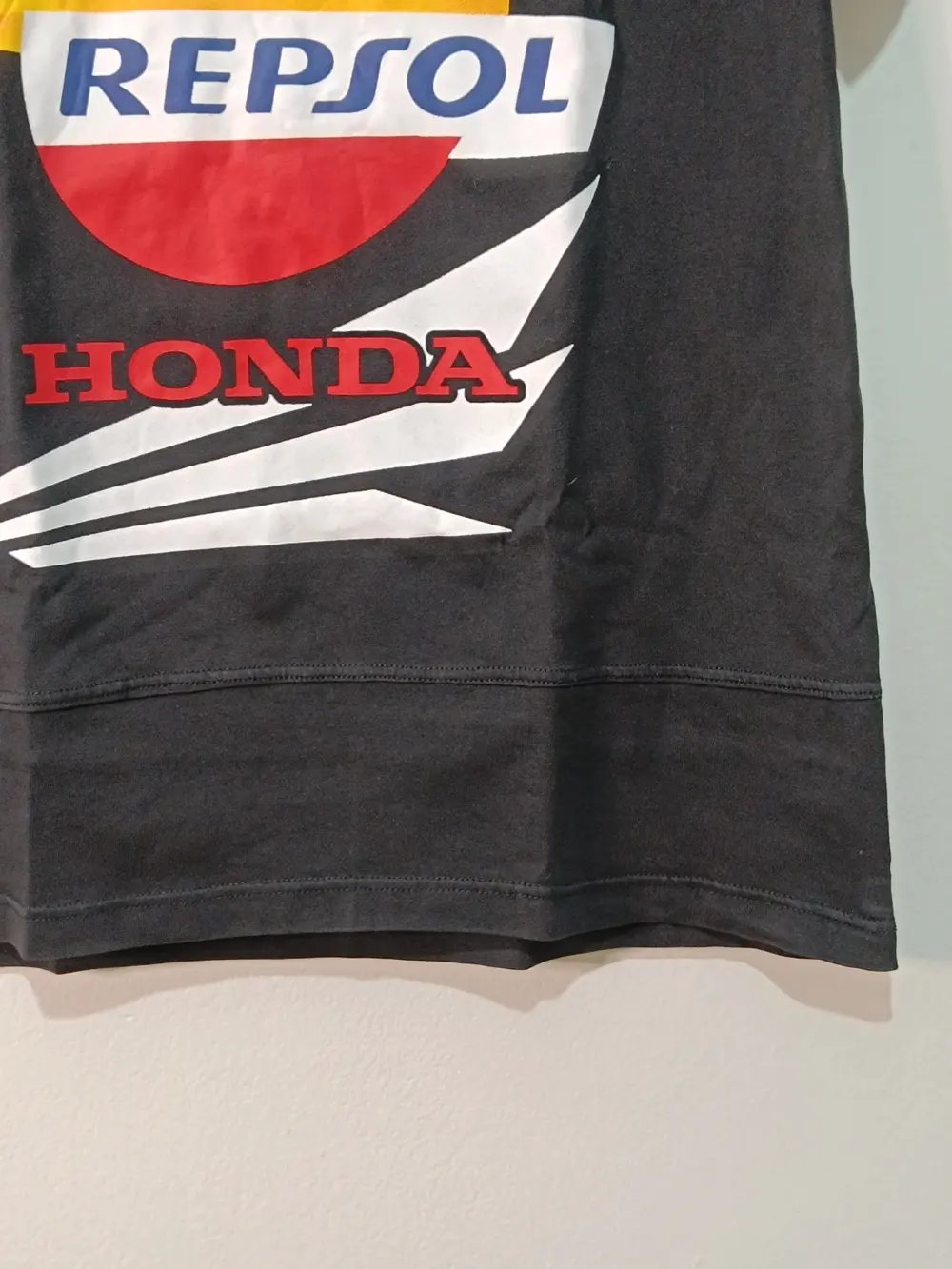 Camiseta repsol honda motogp dani pedrosa #26 sponsors negra talla L pero es mas una S/M ver medidas, foto 4