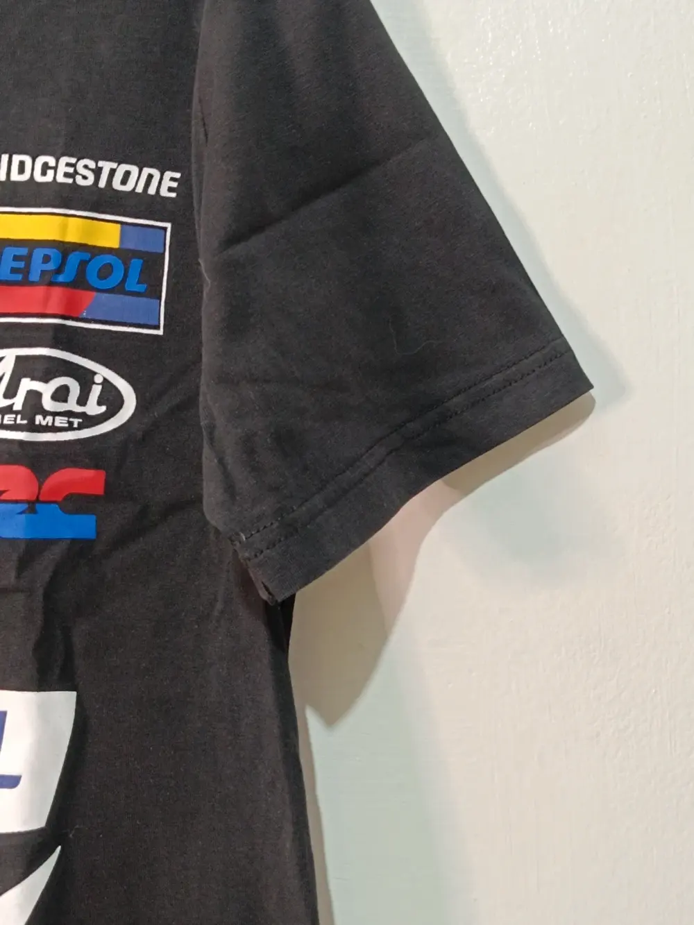 Camiseta repsol honda motogp dani pedrosa #26 sponsors negra talla L pero es mas una S/M ver medidas, foto 5