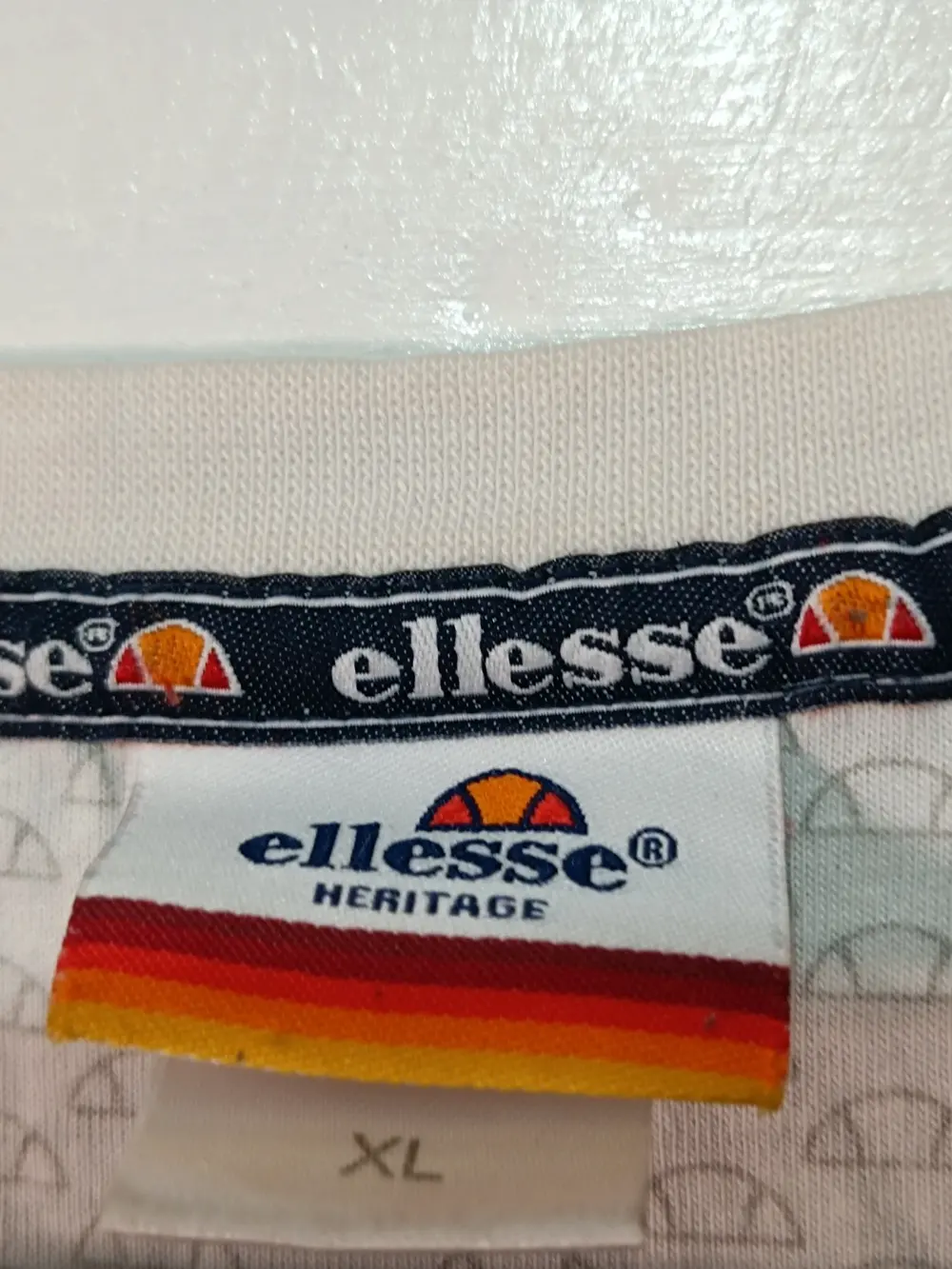 Camiseta Ellesse Heritage Azul Marino Bandas Talla XL Da para L, foto 4