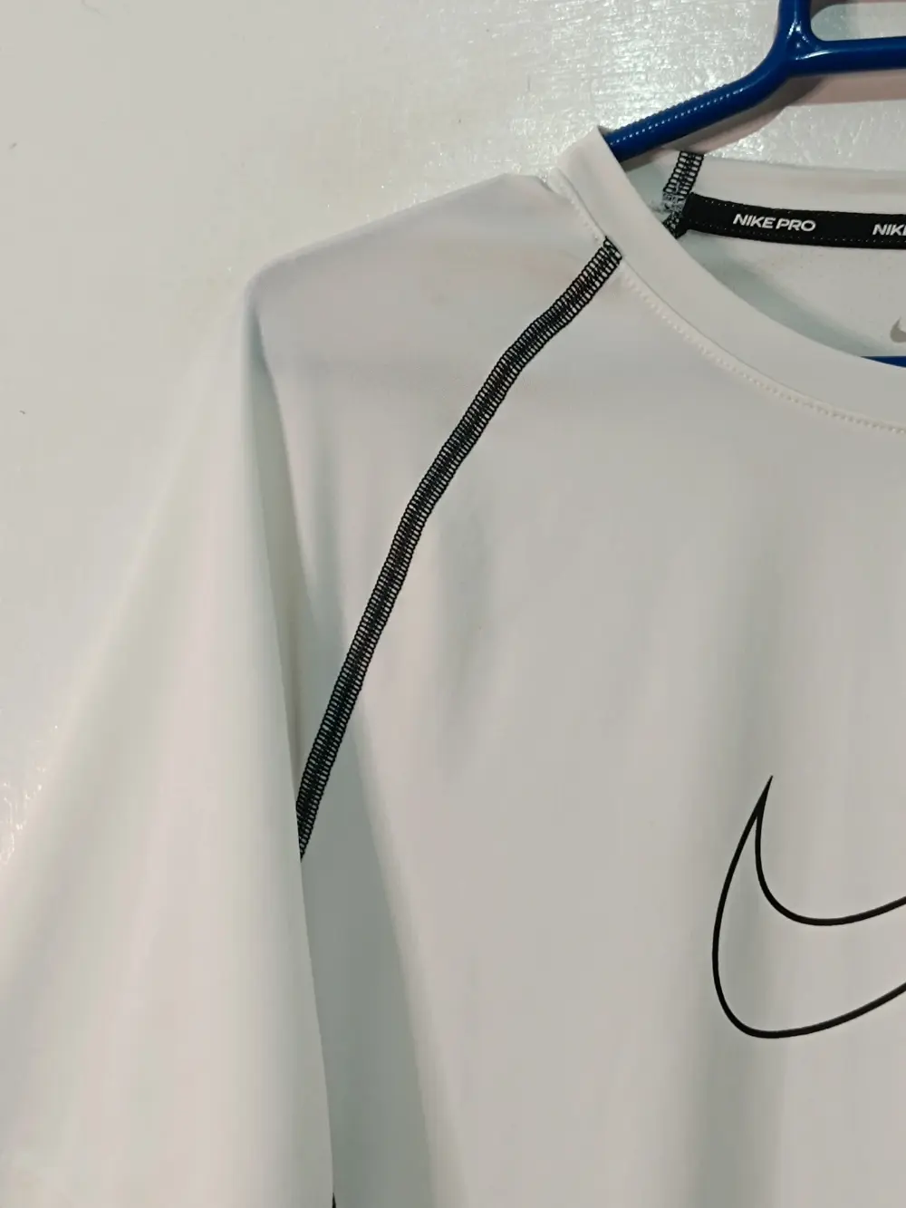 Camiseta Técnica Nike Pro Slim Fit Blanca – Talla L (Ver medidas), foto 3