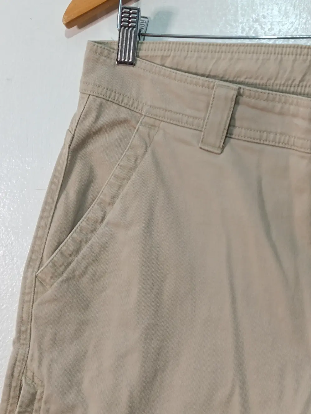 Pantalón Corto Columbia Active Fit Beige – Talla 42 (W32), foto 5