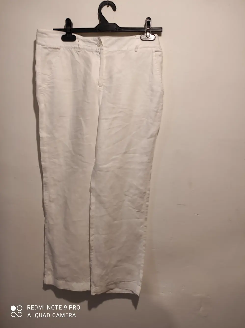 Pantalon liso de Lino Zendra