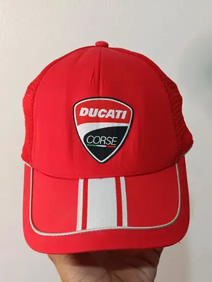 Gorra Puma x Ducati Corse, red trucker, talla única ajustable adulto unisex