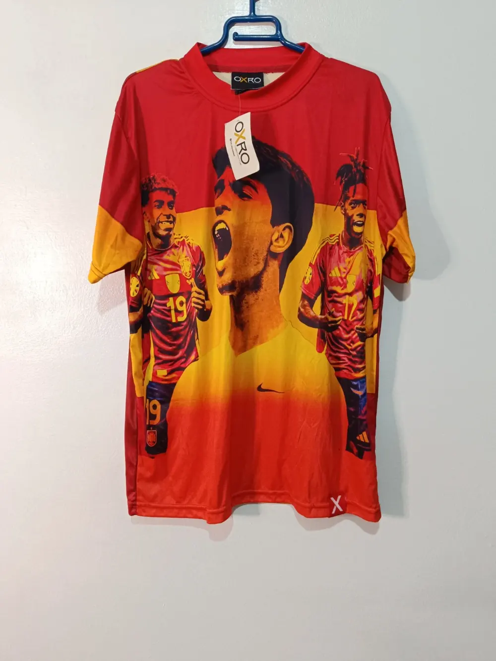 Camiseta España Jugadores y Bandera talla L Oxro
