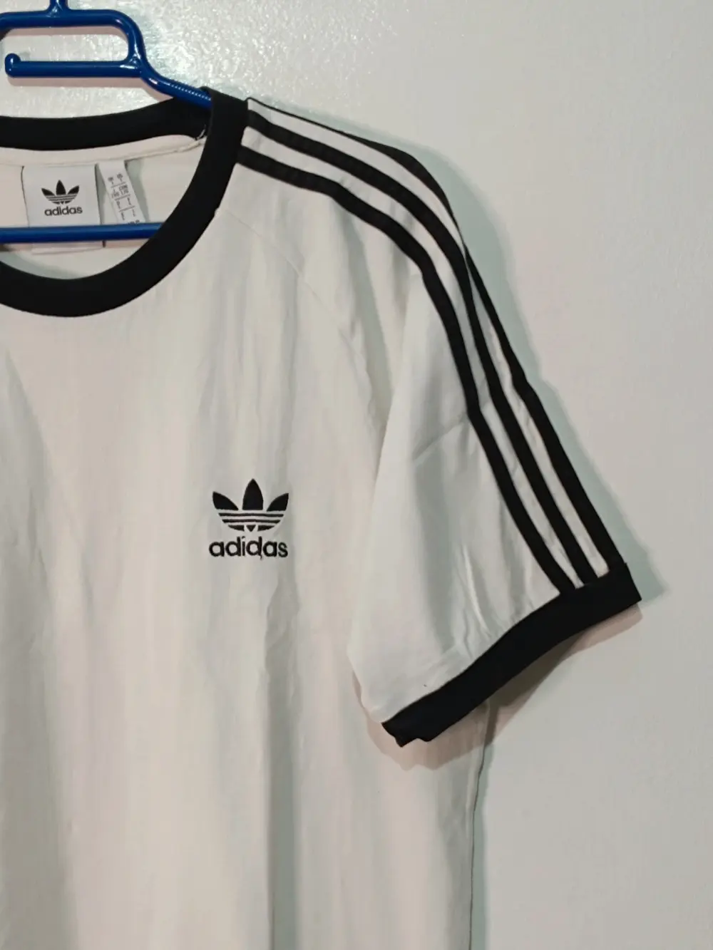 Camiseta Adidas Originals 3 Rayas - Blanca/Negra - Talla L, foto 2