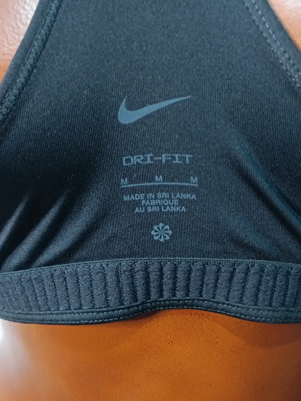 Top Deportivo Nike Dri-FIT Negro Logo Blanco Talla M, foto 5