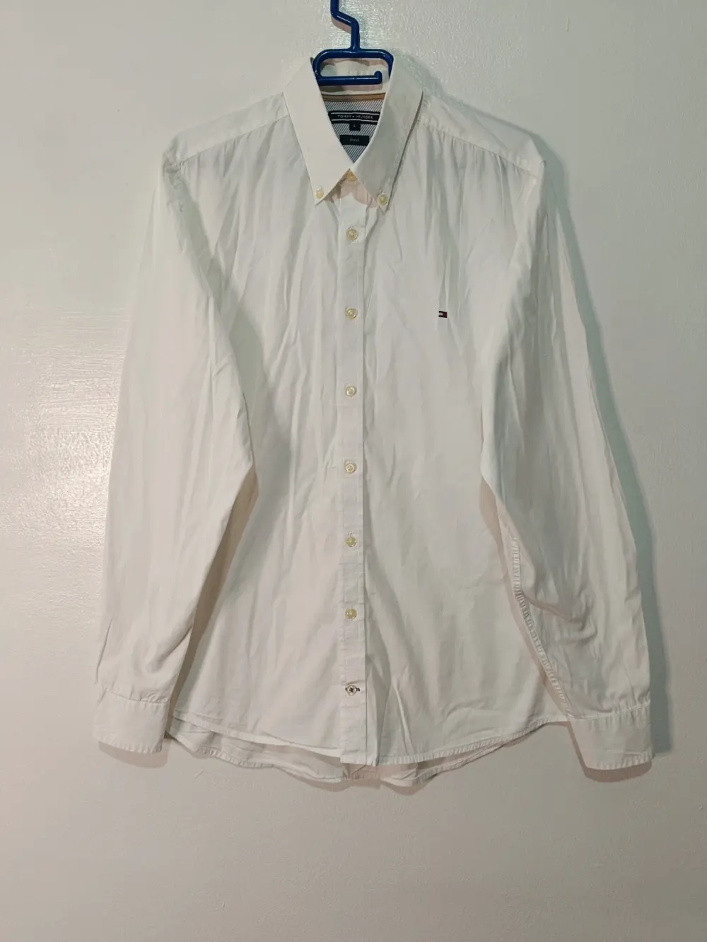 Camisa manga larga Tommy Hilfiger blanca clásica, talla L (Stretch)