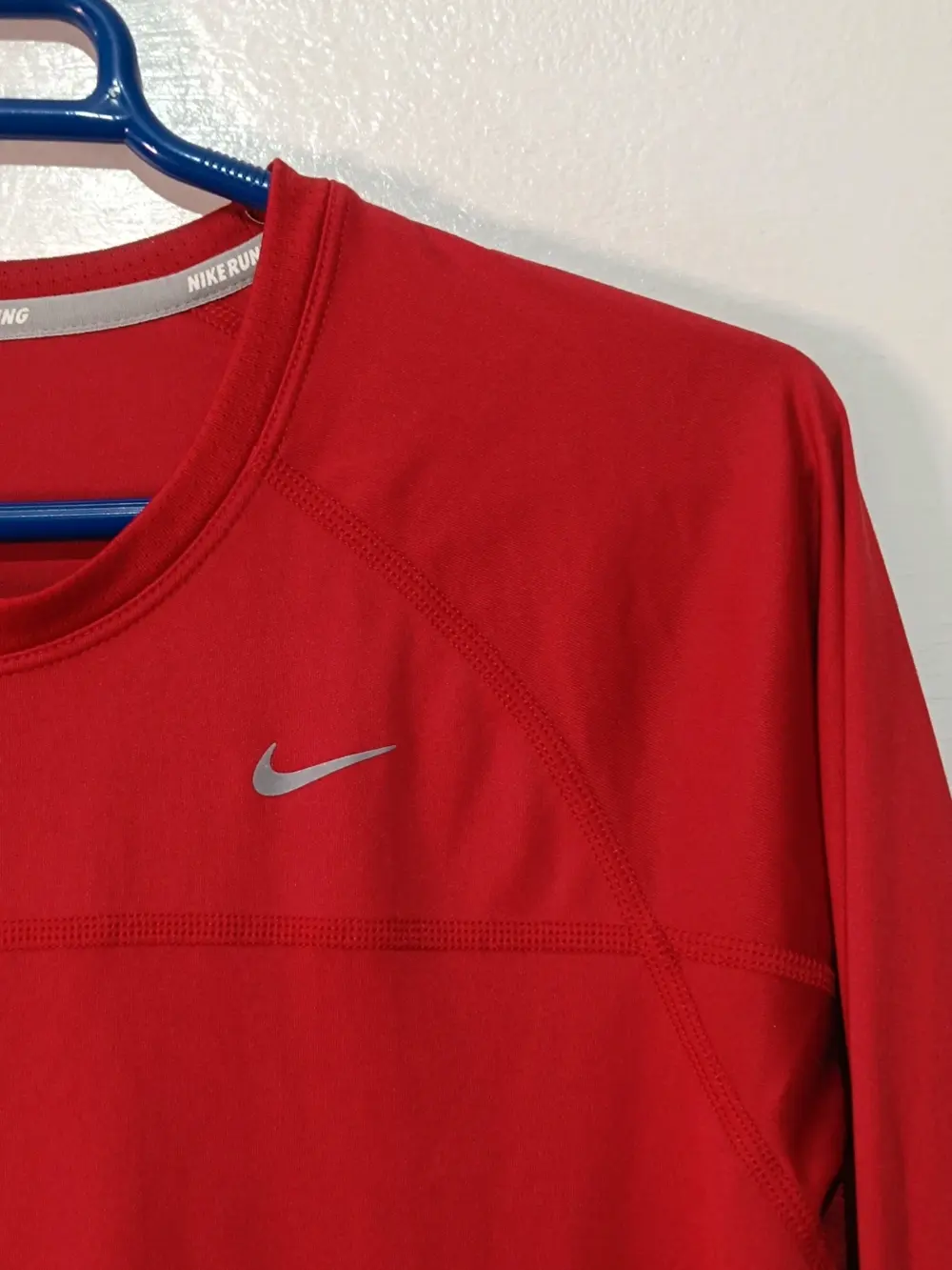 Camiseta Técnica Nike Running Miler Manga Larga Roja Talla L, foto 4