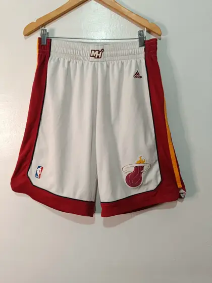 Short baloncesto miami heat adidas nba authentic talla m