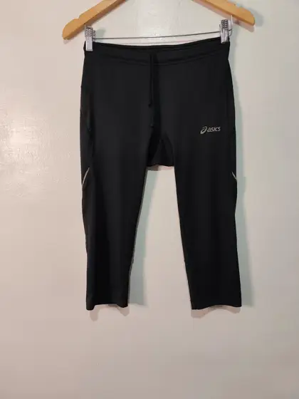Mallas pirata asics running con bolsillo trasero y tobillo reflectante talla m