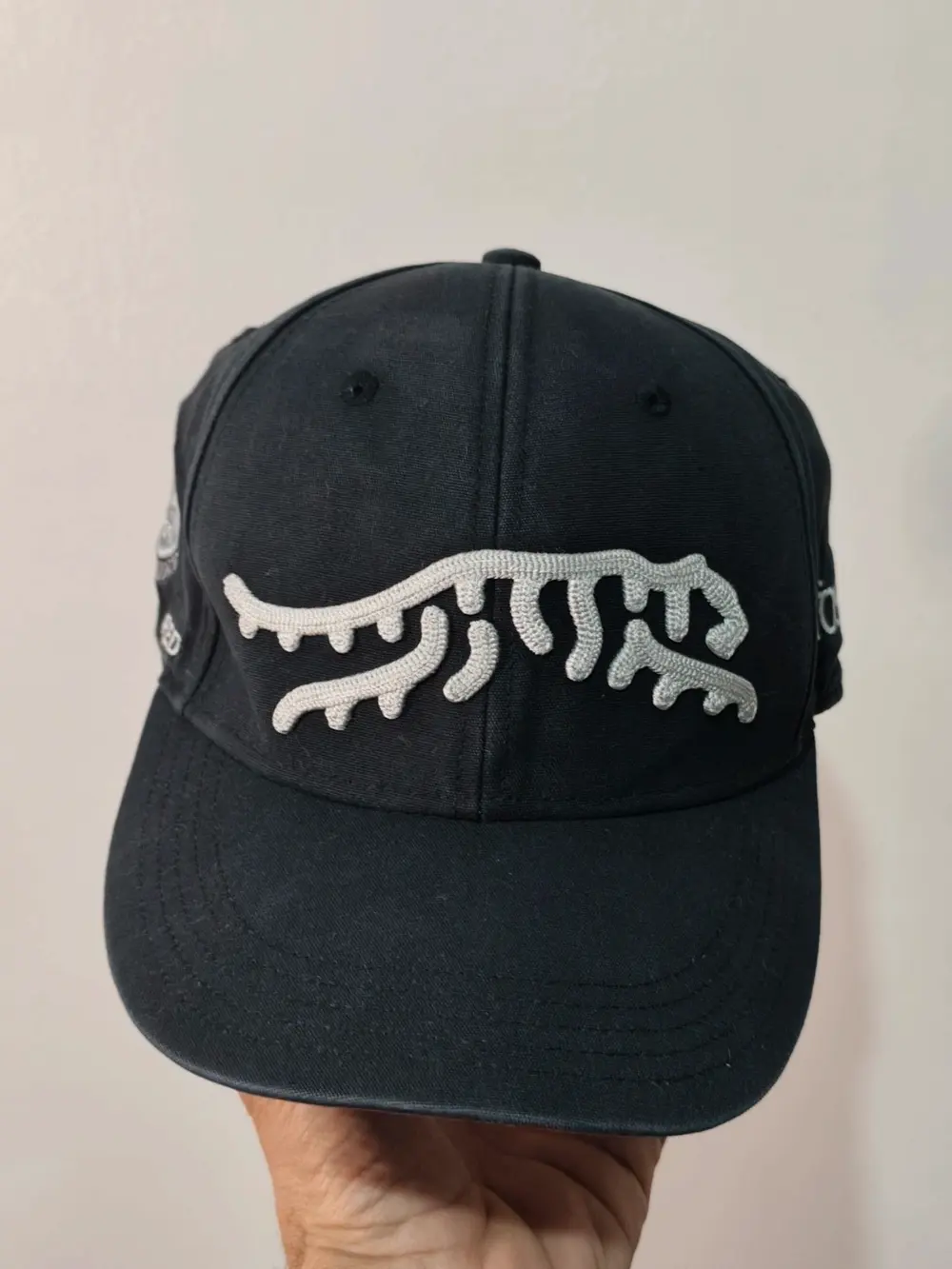 Gorra Sun Day Red x pebble beach golf con logo infosys talla única ajustable adulto unisex